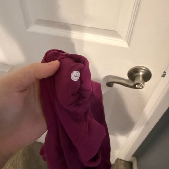 lululemon athletica High-Rise Berry Bike Shorts - Picture 4 of 4